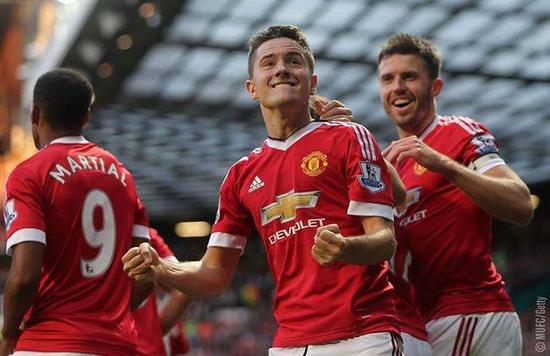 每体：费尔明私下表态想留在巴萨，切尔西的报价达到5800万欧